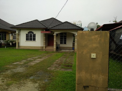 cari homestay seri anggerik